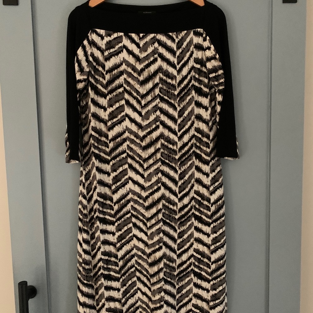 Tahari Herringbone Dress Petite 4